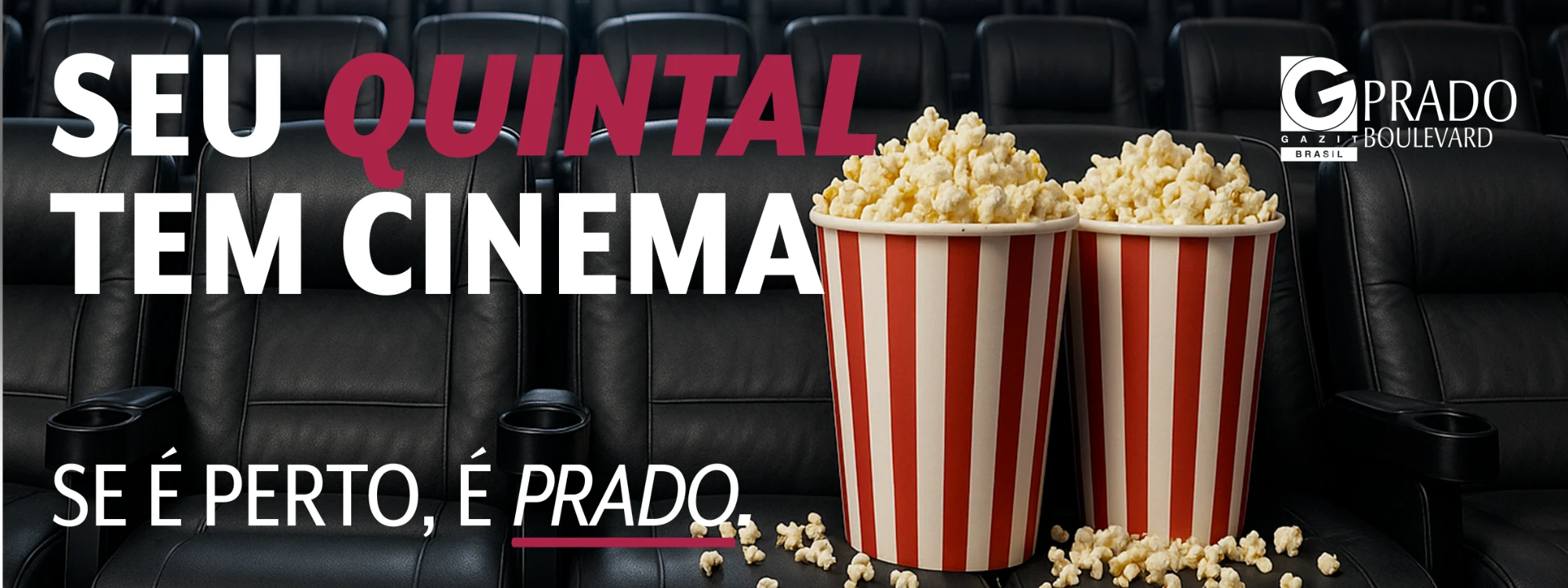 Peça Seu quintal tem cinema, com baldes de pipoca em poltronas de cinema.